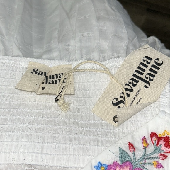 New Savanna Jane Embroidered Top Small - Picture 4 of 7